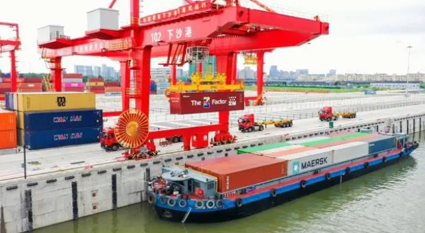 杭州下沙港开港，以表内贸海运集装箱业务为主